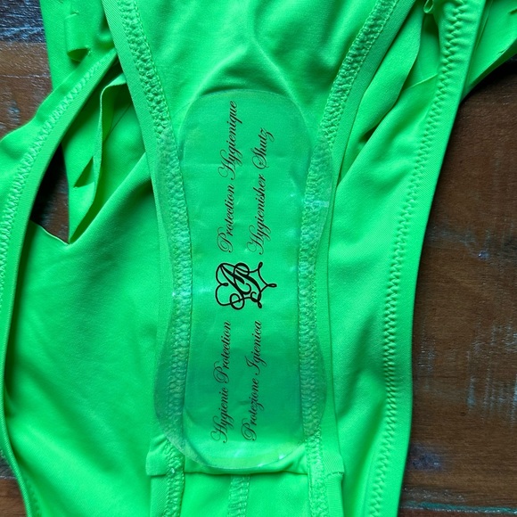 NWT Agent Provocateur Dakotta Swimsuit Size 2 AP - Size 4 US - Picture 6 of 9